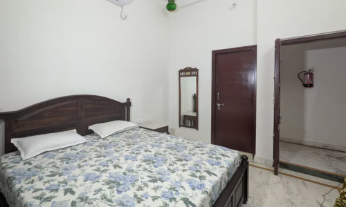 Regal Bedroom 1