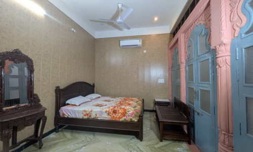 Regal Bedroom 2